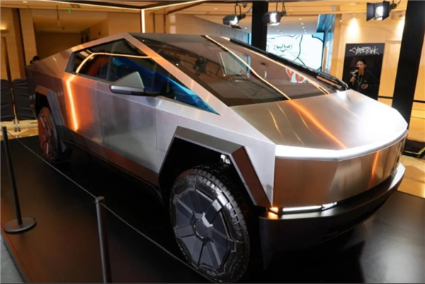 特斯拉4680电池黄了！曾毓群早告诉过马斯克：永远不会成功